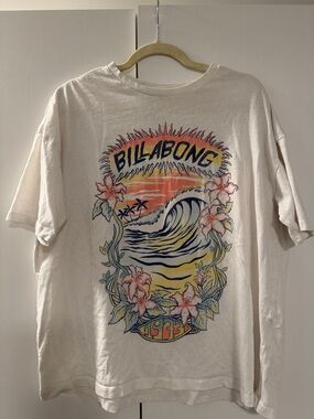 Billabong Cream Tee with Sunset Wave and Floral Graphic